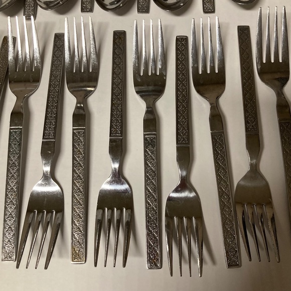 Vintage Frontier Airlines Flatware 24 Pieces Stainless Steel Japan - Picture 3 of 9